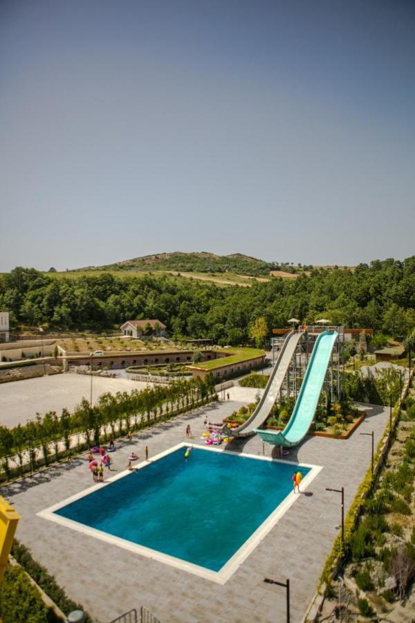 Equos Resort Hotel Tirana Extérieur photo